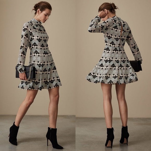 Reiss Ardelle Geo Heart Print Mini Dress Size 4 NWT